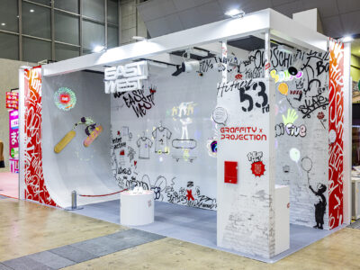 株式会社イーストウエスト